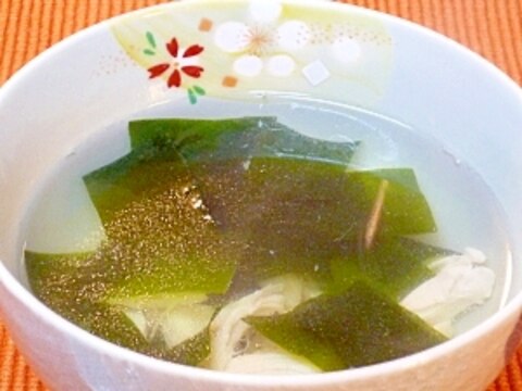 わかめと鶏ささみのスープ